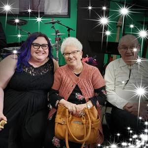 Meet your Posher, Kim